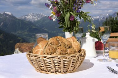 © SAELY PATRICK PHOTOGRAPHY