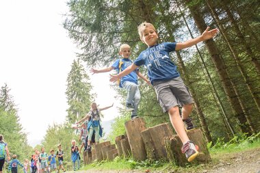 © SAELY PATRICK PHOTOGRAPHY