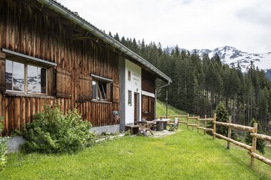 © PATRICK SAELY PHOTOGRAPHY