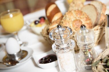 © SAELY PATRICK PHOTOGRAPHY