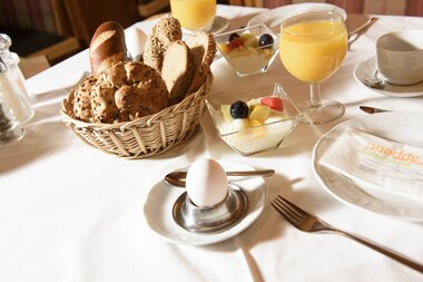 © SAELY PATRICK PHOTOGRAPHY