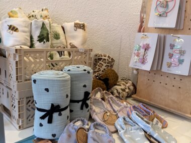 © eggmadedesign kids store & more