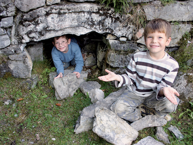 © www.meznar-media.com