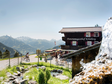 © SAELY PATRICK PHOTOGRAPHY