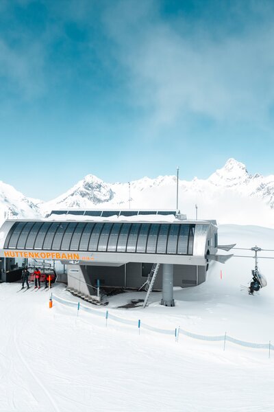 Photovoltaik-Sesselbahn am Erlebnisberg Golm im Montafon von oben fotografiert | © Golm Silvretta Lünersee Tourismus GmbH Bregenz, Mathaeus Gartner