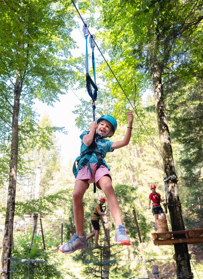Child climbing in the Waldseilpark-Golm | © Golm Silvretta Lünersee Tourismus GmbH Bregenz, Mathaeus Gartner