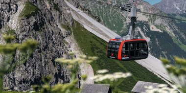 Lünerseebahn, die gerade zum Lünersee hochfährt | © Golm Silvretta Lünersee Tourismus GmbH Bregenz, Philipp Schilcher