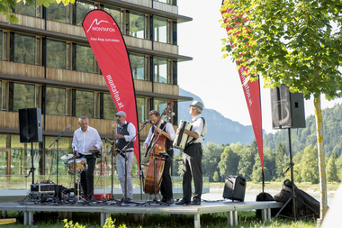 © PATRICK SAELY PHOTOGRAPHY